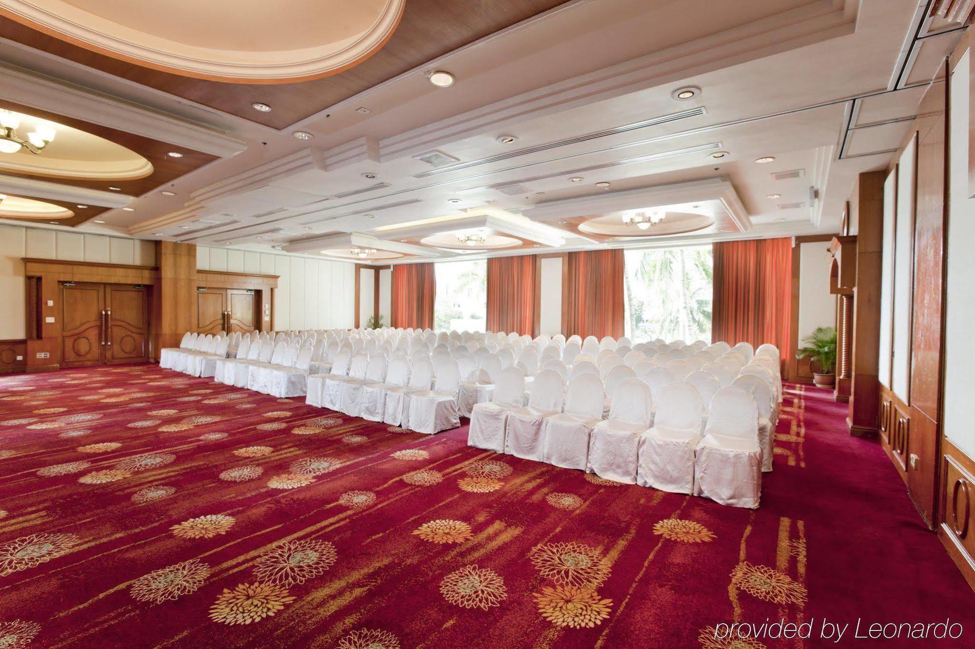 Hotel Dorsett Grand Labuan Exterior foto